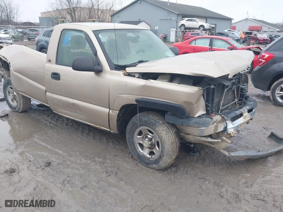 2004 Chevrolet Silverado 1500 with VIN 1GCEC14V74E229034, listed as a IAAI auction lot 41735729 with 1 mi miles. Bid and sale history available at carsss.com. Image 1.
