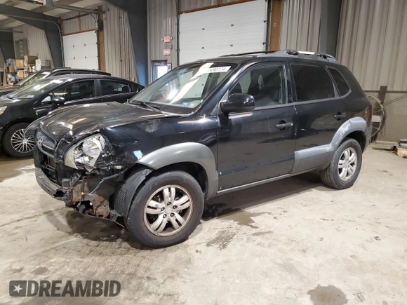 2008 Hyundai Tucson SE with VIN KM8JN72D88U807705, listed as a Copart auction lot 77490174 with 89,117 mi miles and Salvage Title. Bid and sale history available at carsss.com. Image 1.