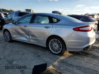 2016 Ford Fusion SE with VIN 3FA6P0T93GR169297, listed as a Copart auction lot 85258724 with 121,568 mi miles and Salvage Title. Bid and sale history available at carsss.com. Image 2.