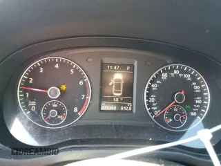 2013 Volkswagen Passat SEL Premium z VIN 1VWCP7A32DC070188, wystawiony jako Copart lot #52161325 z przebiegiem 175 368 mil mil oraz Szkoda całkowita • Salvage title. Historia ofert i sprzedaży dostępna na DreamBid. Obrazek 9.