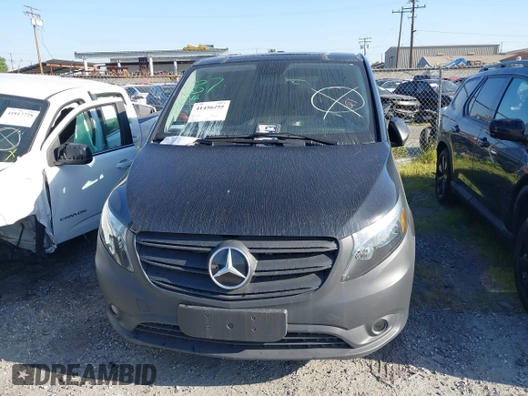 2023 Mercedes-Benz Metris with VIN W1WV0FEY4P4296493, listed as a IAAI auction lot 41456495 with 18,007 mi miles and . Bid and sale history available at DreamBid. Image 13.