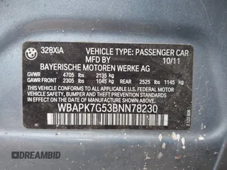 2011 BMW 3 Series 328i xDrive with VIN WBAPK7G53BNN78230, listed as a IAAI auction lot 41137752 with 1 mi miles. Bid and sale history available at carsss.com. Image 9.