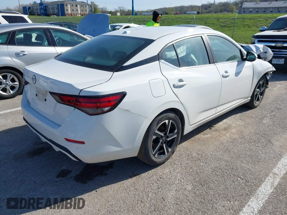 2025 Nissan Sentra SV z VIN 3N1AB8CV0SY210467, wystawiony jako IAAI lot #41950852 z przebiegiem 16 442 mil mil oraz . Historia ofert i sprzedaży dostępna na DreamBid. Obrazek 4.