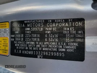 2009 Kia Sedona with VIN KNDMB133296299895, listed as a Copart auction lot 61930584 with 0 mi miles and Clean Title. Bid and sale history available at carsss.com. Image 13.