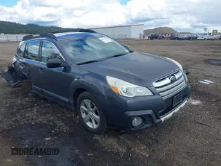 2014 Subaru Outback 2.5i with VIN 4S4BRBAC8E3287205, listed as a IAAI auction lot 41993636 with 207,959 mi miles. Bid and sale history available at carsss.com. Image 1.