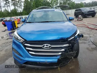 2018 Hyundai Tucson SEL z VIN KM8J3CA42JU793046, wystawiony jako Copart lot #54125905 z przebiegiem 28 370 mil mil oraz Szkoda całkowita • Salvage title. Historia ofert i sprzedaży dostępna na DreamBid. Obrazek 5.