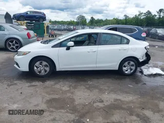 2013 Honda Civic LX z VIN 2HGFB2F51DH564066, wystawiony jako IAAI lot #42322023 z przebiegiem 204 617 mil mil oraz . Historia ofert i sprzedaży dostępna na DreamBid. Obrazek 15.