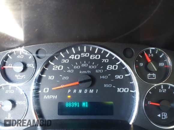 2020 Chevrolet Express Cargo z VIN 1GCWGAFP3L1273819, wystawiony jako IAAI lot #42299806 z przebiegiem 88 391 mil mil oraz . Historia ofert i sprzedaży dostępna na DreamBid. Obrazek 7.