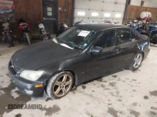 2005 Lexus IS Sport with VIN JTHBD192950100823, listed as a IAAI auction lot 41407281 with 200,378 mi miles and . Bid and sale history available at carsss.com. Image 2.