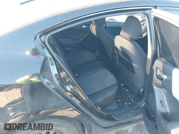2016 Kia Forte LX z VIN KNAFX4A67G5522490, wystawiony jako IAAI lot #41135871 z przebiegiem 145 657 mil mil oraz . Historia ofert i sprzedaży dostępna na DreamBid. Obrazek 8.