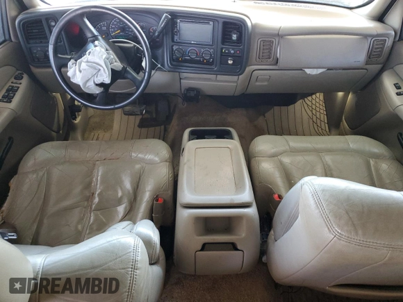 2001 Chevrolet Suburban LT with VIN 3GNFK16T21G209059, listed as a Copart auction lot 70164404 with 339,058 mi miles and Salvage Title. Bid and sale history available at carsss.com. Image 8.