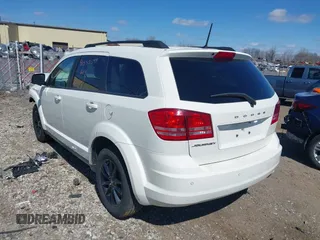 2020 Dodge Journey SE Value with VIN 3C4PDCABXLT265228, listed as a IAAI auction lot 41843599 with 53,797 mi miles and . Bid and sale history available at carsss.com. Image 3.