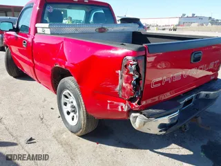 2006 Chevrolet Silverado 1500 Work Truck with VIN 3GCEC14X26G251343, listed as a IAAI auction lot 41665402 with 141,467 mi miles. Bid and sale history available at carsss.com. Image 6.