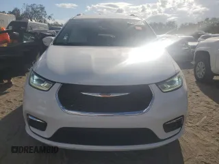 2021 Chrysler Pacifica Touring with VIN 2C4RC1FG1MR510121, listed as a Copart auction lot 78366954 with 34,296 mi miles and Salvage title. Bid and sale history available at DreamBid. Image 5.