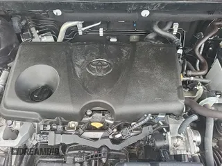 2022 Toyota RAV4 XLE with VIN 2T3P1RFV5NC282921, listed as a IAAI auction lot 42840420 with 43,470 mi miles and . Bid and sale history available at DreamBid. Image 18.