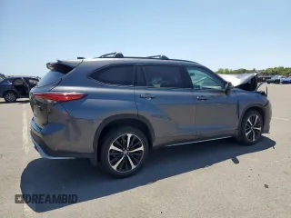 2022 Toyota Highlander XSE with VIN 5TDLZRBH8NS242131, listed as a Copart auction lot 59352015 with 26,232 mi miles and Salvage title. Bid and sale history available at DreamBid. Image 3.