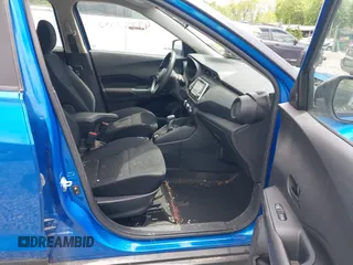 2022 Nissan Kicks S z VIN 3N1CP5BV1NL481274, wystawiony jako IAAI lot #42259040 z przebiegiem 32 082 mil mil oraz . Historia ofert i sprzedaży dostępna na DreamBid. Obrazek 5.