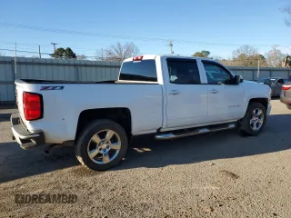 2017 Chevrolet Silverado 1500 LT with VIN 1GCUKREC3HF122380, listed as a Copart auction lot 46230605 with 231,152 mi miles and Salvage Title. Bid and sale history available at DreamBid. Image 3.