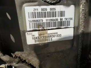 2011 GMC Yukon SLT with VIN 1GKS2CE0XBR361333, listed as a Copart auction lot 73684714 with 259,158 mi miles and Salvage Title. Bid and sale history available at carsss.com. Image 14.