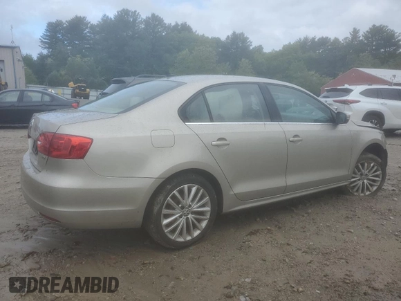 2013 Volkswagen Jetta TDI w/Premium с VIN 3VWLL7AJ6DM228797, выставлен на аукционе Copart как лот 58207945 с пробегом 147 645 миль миль и Чистый • Clean title. История ставок и продаж доступна на DreamBid. Изображение 3.
