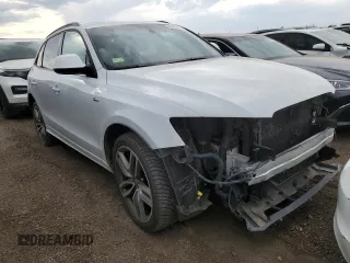 2015 Audi SQ5 Premium Plus with VIN WA1CGAFP6FA120966, listed as a Copart auction lot 68792494 with 117,119 mi miles and Salvage Title. Bid and sale history available at carsss.com. Image 4.