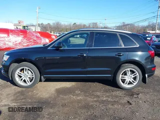 2016 Audi Q5 Premium Plus with VIN WA1L2AFP1GA045612, listed as a IAAI auction lot 41717575 with 130,442 mi miles. Bid and sale history available at carsss.com. Image 14.