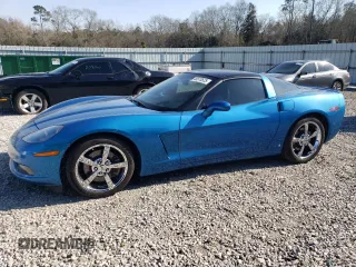 2009 Chevrolet Corvette 3LT z VIN 1G1YY26W795114864, wystawiony jako Copart lot #46570525 z przebiegiem 76 937 mil mil oraz Szkoda całkowita • Salvage title. Historia ofert i sprzedaży dostępna na DreamBid. Obrazek 1.