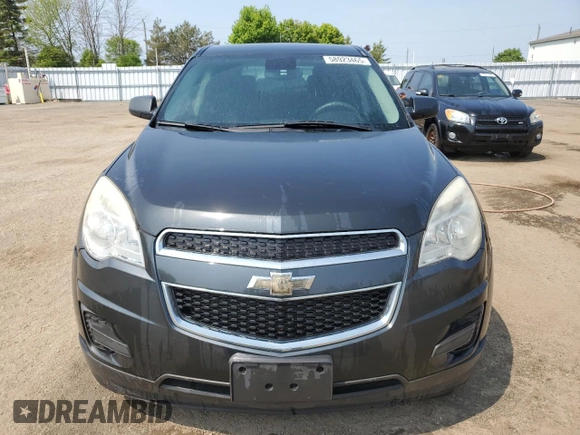 2013 Chevrolet Equinox LS z VIN 2GNALBEKXD6196888, wystawiony jako Copart lot #58923465 z przebiegiem 213 327 mil mil oraz Czysty tytuł • Clean title. Historia ofert i sprzedaży dostępna na DreamBid. Obrazek 5.