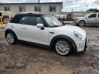 2024 MINI Convertible Cooper S z VIN WMW43DL02R3S01743, wystawiony jako Copart lot #70023744 z przebiegiem 6 847 mil mil oraz Szkoda całkowita • Salvage title. Historia ofert i sprzedaży dostępna na DreamBid. Obrazek 4.