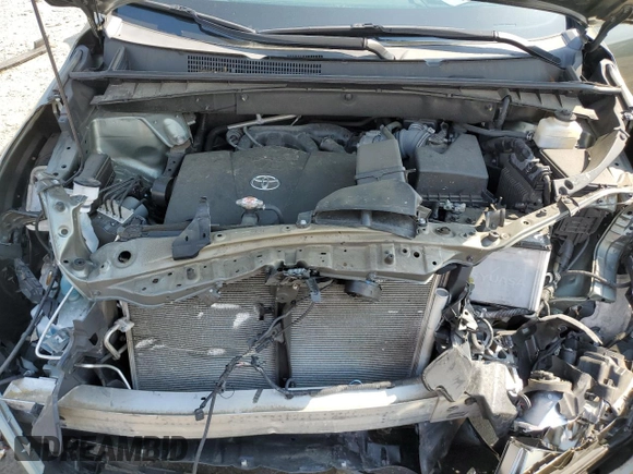 2019 Toyota Highlander LE with VIN 5TDBZRFH7KS711954, listed as a Copart auction lot 62260155 with 51,326 mi miles and Salvage title. Bid and sale history available at DreamBid. Image 12.