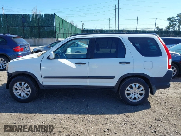 2005 Honda CR-V EX with VIN SHSRD788X5U339848, listed as a IAAI auction lot 41990657 with 167,516 mi miles. Bid and sale history available at carsss.com. Image 14.
