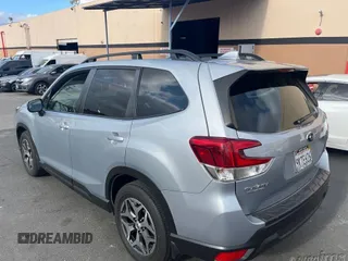 2023 Subaru Forester Premium z VIN JF2SKAEC1PH537355, wystawiony jako IAAI lot #42433904 z przebiegiem 23 984 mil mil oraz . Historia ofert i sprzedaży dostępna na DreamBid. Obrazek 8.