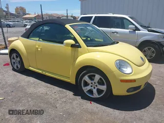 2007 Volkswagen Beetle with VIN 3VWSG31Y27M420387, listed as a IAAI auction lot 42667031 with 140,584 mi miles and . Bid and sale history available at DreamBid. Image 1.