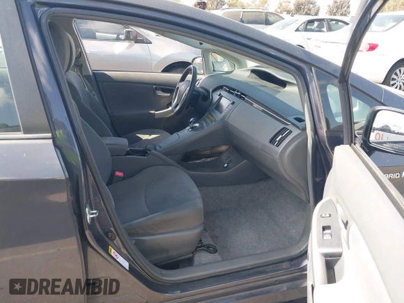 2011 Toyota Prius I with VIN JTDKN3DU2B0279835, listed as a IAAI auction lot 42261649 with 201,749 mi miles and . Bid and sale history available at DreamBid. Image 5.