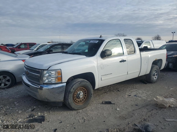 2013 Chevrolet Silverado 1500 LT with VIN 1GCRCSEA9DZ218144, listed as a Copart auction lot 89361045 with 177,281 mi miles and Clean Title. Bid and sale history available at carsss.com. Image 1.