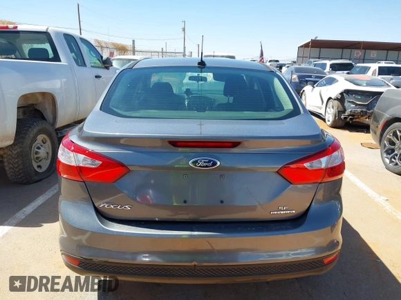 2013 Ford Focus SE with VIN 1FADP3F2XDL152112, listed as a IAAI auction lot 41839118 with 157,609 mi miles. Bid and sale history available at carsss.com. Image 16.