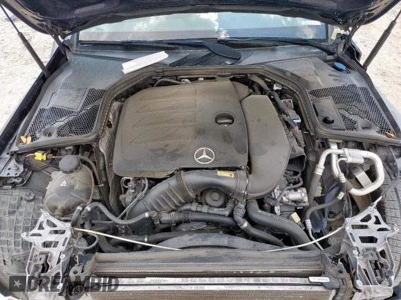 2020 Mercedes-Benz C 300 with VIN 55SWF8DB1LU326414, listed as a Copart auction lot 58717905 with 33,471 mi miles and Salvage title. Bid and sale history available at DreamBid. Image 11.