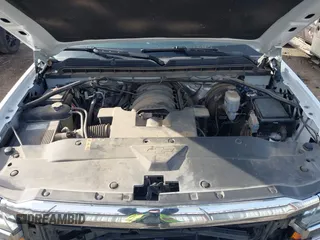 2017 Chevrolet Silverado 1500 LT with VIN 3GCUKREC5HG414935, listed as a IAAI auction lot 41064938 with 197,767 mi miles and . Bid and sale history available at DreamBid. Image 10.