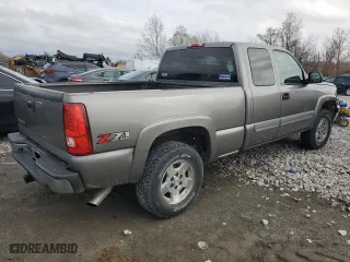 2007 Chevrolet Silverado 1500 Classic LT3 with VIN 1GCEK19B37Z184155, listed as a Copart auction lot 80889144 with 121,736 mi miles and Salvage Title. Bid and sale history available at carsss.com. Image 3.