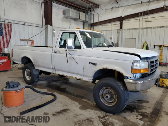 1997 Ford F-350 with VIN 1FTHF36G5VEB96177, listed as a Copart auction lot 63030525 with 139,588 mi miles and Non repairable. Bid and sale history available at DreamBid. Image 4.