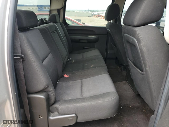 2010 Chevrolet Silverado 1500 LT with VIN 3GCRKSE36AG239209, listed as a Copart auction lot 67901524 with 218,898 mi miles and Clean Title. Bid and sale history available at carsss.com. Image 10.