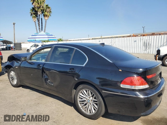 2003 BMW 7 Series 745Li with VIN WBAGN63413DR12213, listed as a Copart auction lot 72643284 with 186,506 mi miles and Salvage Title. Bid and sale history available at carsss.com. Image 2.
