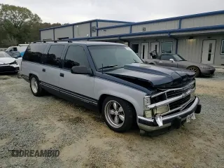 1994 GMC Suburban z VIN 1GKEC16K4RJ762562, wystawiony jako Copart lot #81242184 z przebiegiem 182 583 mil mil oraz Szkoda całkowita • Salvage title. Historia ofert i sprzedaży dostępna na DreamBid. Obrazek 11.