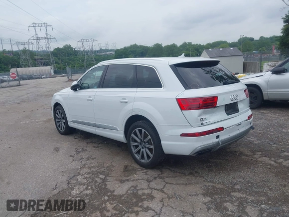 2017 Audi Q7 Premium Plus z VIN WA1LAAF74HD057367, wystawiony jako IAAI lot #42649847 z przebiegiem 90 204 mil mil oraz . Historia ofert i sprzedaży dostępna na DreamBid. Obrazek 3.