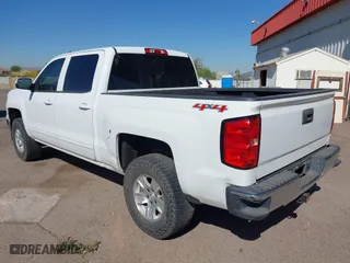 2015 Chevrolet Silverado 1500 LT with VIN 3GCUKREH3FG383502, listed as a IAAI auction lot 41946198 with 170,933 mi miles. Bid and sale history available at carsss.com. Image 3.