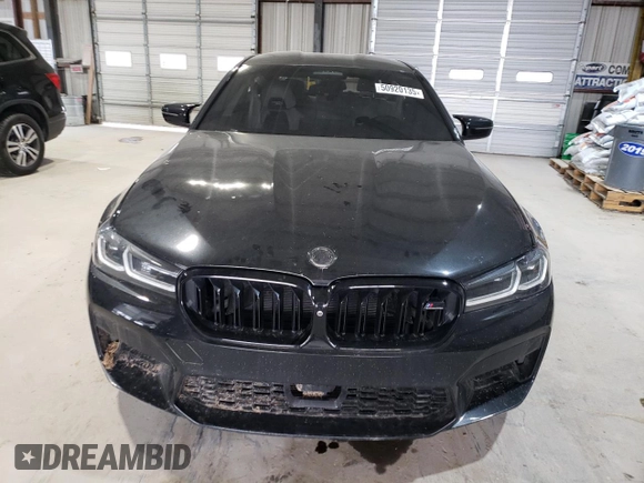 2021 BMW M5 z VIN WBS83CH06MCF15472, wystawiony jako Copart lot #50920135 z przebiegiem Nie podano mil oraz Szkoda całkowita • Salvage title. Historia ofert i sprzedaży dostępna na DreamBid. Obrazek 5.