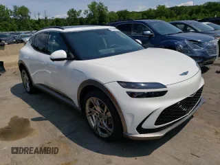 2023 Genesis GV60 Performance z VIN KMUKEDTB4PU008603, wystawiony jako Copart lot #61552933 z przebiegiem 10 024 mil mil oraz . Historia ofert i sprzedaży dostępna na DreamBid. Obrazek 4.