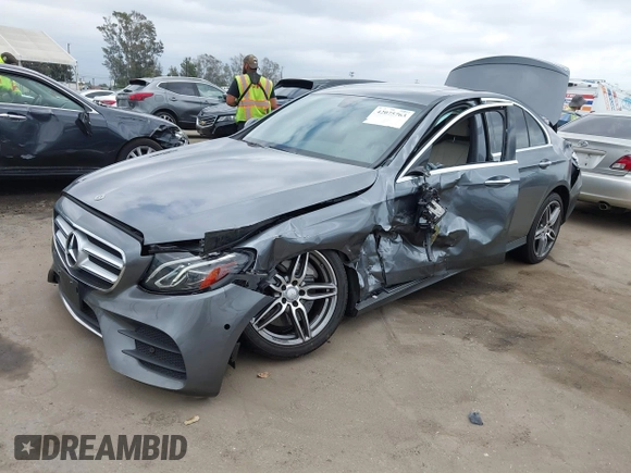 2018 Mercedes-Benz E 300 with VIN WDDZF4JBXJA477047, listed as a IAAI auction lot 42075763 with 62,843 mi miles and . Bid and sale history available at DreamBid. Image 17.