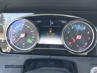 2019 Mercedes-Benz E-Class E 300 with VIN WDDZF4KBXKA592814, listed as a IAAI auction lot 42034883 with 1 mi miles. Bid and sale history available at carsss.com. Image 15.