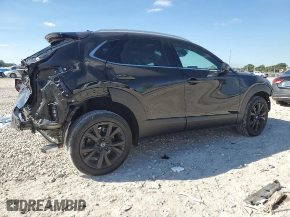 2024 Mazda CX-30 Premium z VIN 3MVDMBDY6RM602606, wystawiony jako Copart lot #81223314 z przebiegiem 4041 mil mil oraz Szkody całkowita. Historia ofert i sprzedaży dostępna na DreamBid. Obrazek 3.